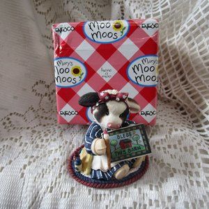 Vintage New Marys Moo Moos Girls Bless this Barn Figurine In Box 1999 No.634662H